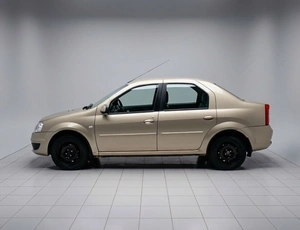 Седан Renault Logan 2010 года, 440000 рублей, Красноярск