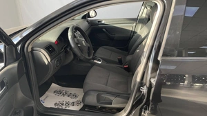 Седан Volkswagen Jetta 2007 года, 670000 рублей, Смоленск