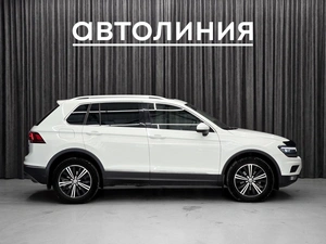 Внедорожник Volkswagen Tiguan 2017 года, 2199000 рублей, Красноярск