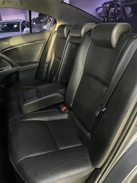 Седан Toyota Avensis 2011 года, 1287000 рублей, Солонцы