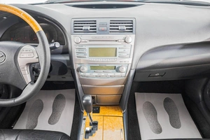 Седан Toyota Camry 2006 года, 1049000 рублей, Барнаул