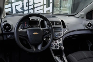 Седан Chevrolet Aveo 2013 года, 749000 рублей, Ульяновск