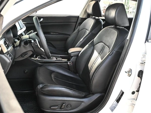 Седан Kia Optima 2019 года, 1749000 рублей, Кирилловка