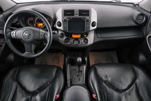 Внедорожник Toyota RAV4 2009 года, 1499000 рублей, Красноярск