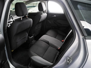 Хетчбэк Ford Focus 2011 года, 689000 рублей, Воронеж