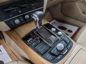 Седан Audi A6 2011 года, 1389000 рублей, Красноярск