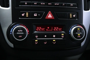 Хетчбэк Kia Ceed 2011 года, 878000 рублей, Солонцы