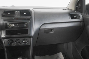 Седан Volkswagen Polo 2012 года, 649000 рублей, Кемерово