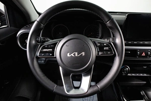 Седан Kia Cerato 2021 года, 2579000 рублей, Сургут