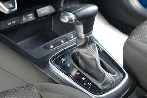 Хетчбэк Kia Rio X-Line 2018 года, 1469000 рублей, Тюмень