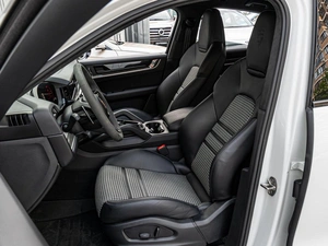 Внедорожник Porsche Cayenne 2024 года, 16750000 рублей, Краснодар