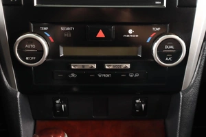 Седан Toyota Camry 2013 года, 1689000 рублей, Пермь