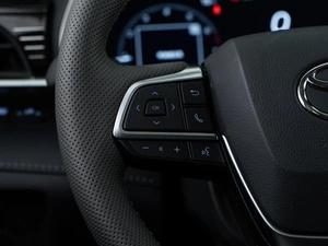 Внедорожник Toyota Highlander 2026 года, 5880046 рублей, Москва