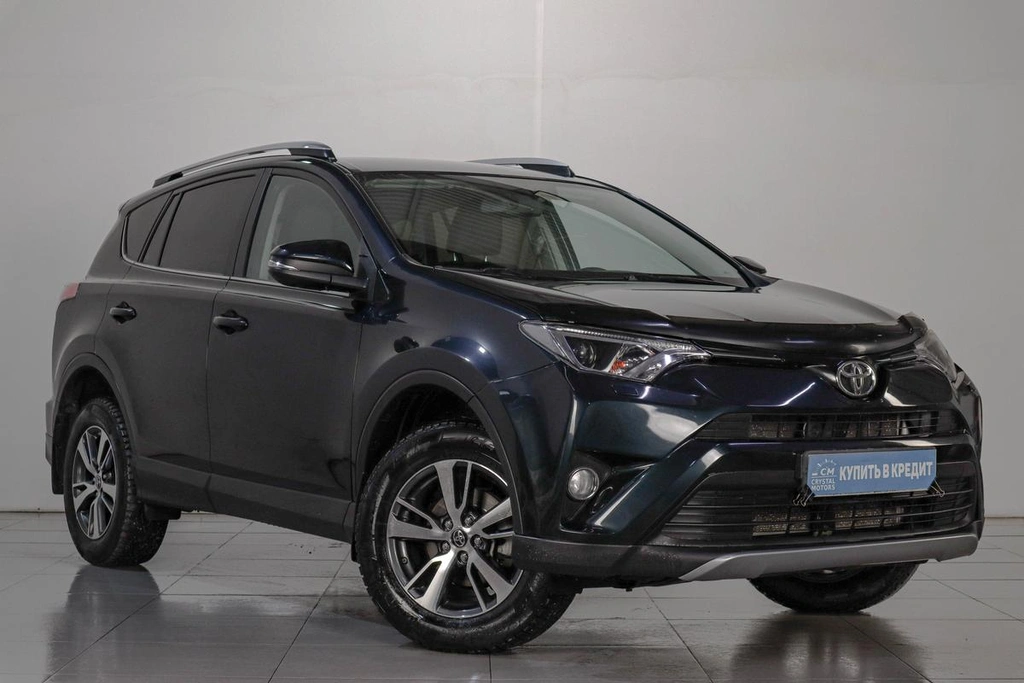 Внедорожник Toyota RAV4 2017 года, 2589000 рублей, Челябинск