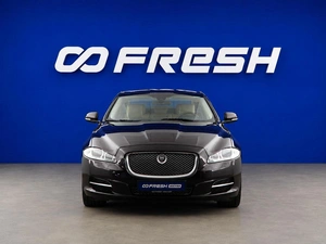 Седан Jaguar XJ 2013 года, 1527196 рублей, Москва