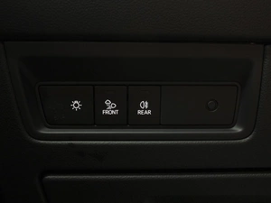 Внедорожник Volkswagen Touareg 2019 года, 4130000 рублей, Омск