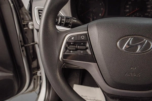 Седан Hyundai Solaris 2018 года, 819000 рублей, Челябинск