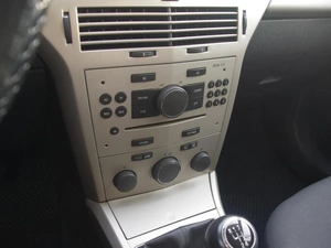 Седан Opel Astra 2008 года, 450000 рублей, Владимир