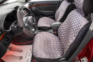 Седан Toyota Avensis 2005 года, 789000 рублей, Барнаул