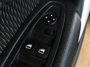 Хетчбэк BMW 1 серия 2012 года, 979000 рублей, Воронеж