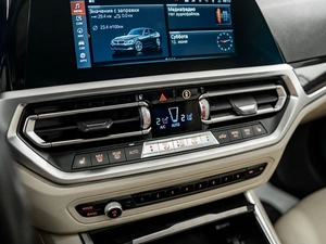 Седан BMW 3 серия 2020 года, 2970000 рублей, Красноярск
