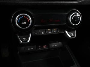 Седан Kia Rio 2018 года, 1649000 рублей, Аксай