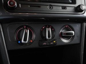 Седан Volkswagen Polo 2020 года, 1289000 рублей, Воронеж