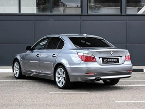 Седан BMW 5 серия 2009 года, 1324000 рублей, Кирилловка