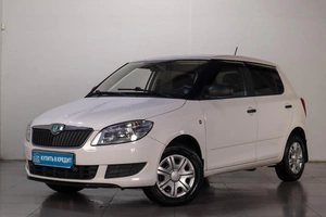 Хетчбэк Skoda Fabia 2010 года, 479000 рублей, Челябинск