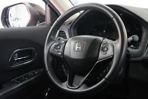 Внедорожник Honda HR-V 2018 года, 2199000 рублей, Омск