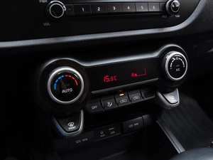Седан Kia Rio 2019 года, 1298030 рублей, Волгоград