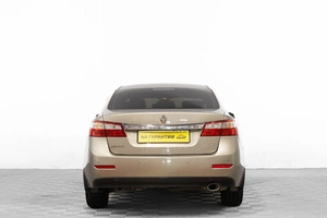 Седан Renault Latitude 2011 года, 899000 рублей, Барнаул