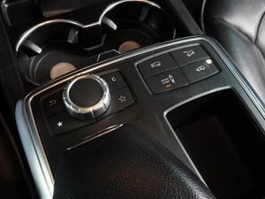 Внедорожник Mercedes-benz M-класс 2013 года, 1919000 рублей, Воронеж