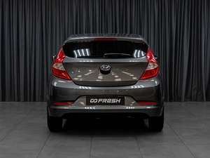Седан Hyundai Solaris 2015 года, 999000 рублей, Тюмень