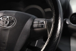 Внедорожник Toyota RAV4 2010 года, 1289000 рублей, Новосибирск