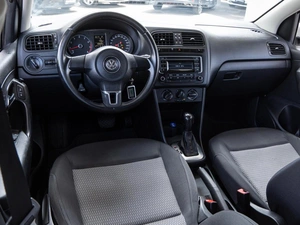 Седан Volkswagen Polo 2015 года, 720000 рублей, Волгоград