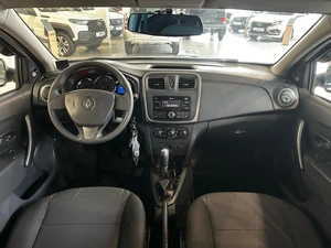 Седан Renault Logan 2017 года, 870000 рублей, Орёл