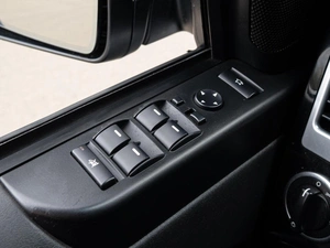 Внедорожник Land Rover Range Rover 2011 года, 1920000 рублей, Краснодар