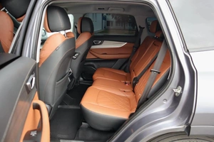 Внедорожник Chery Tiggo 8 2023 года, 2400000 рублей, Брянск