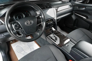 Седан Toyota Camry 2014 года, 1629000 рублей, Тюмень