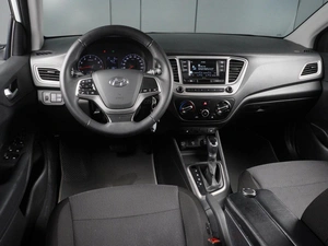 Седан Hyundai Solaris 2020 года, 1399000 рублей, Красный Пахарь