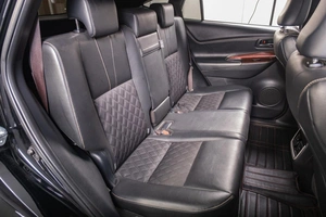 Внедорожник Toyota Harrier 2017 года, 2599000 рублей, Томск