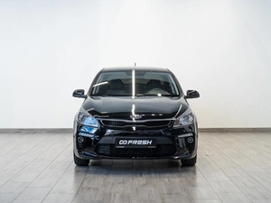 Седан Kia Rio 2019 года, 1499000 рублей, Саратов