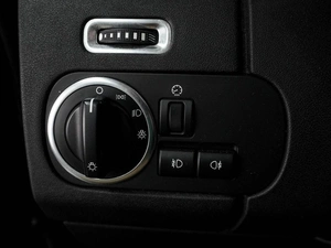 Внедорожник Land Rover Discovery 2011 года, 1479000 рублей, Воронеж