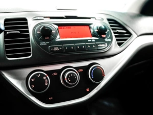 Хетчбэк Kia Morning 2012 года, 890000 рублей, Красноярск