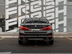 Седан BMW 5 серия 2017 года, 3020000 рублей, Краснодар