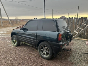 Внедорожник Toyota RAV4 1994 года, 650000 рублей, Абакан