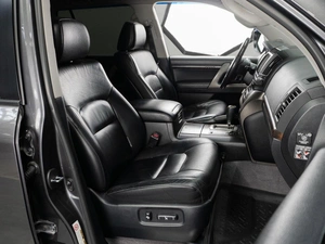 Внедорожник Toyota Land Cruiser 2011 года, 3519000 рублей, Тюмень