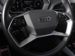 Внедорожник Audi Q5 e-tron 2022 года, 5198000 рублей, Минеральные Воды