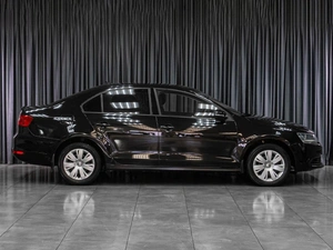 Седан Volkswagen Jetta 2013 года, 1259000 рублей, Тюмень